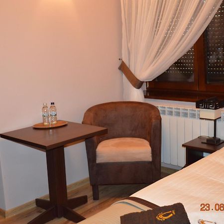 Zajazd Zlota Podkowa Wrocki Quarto foto